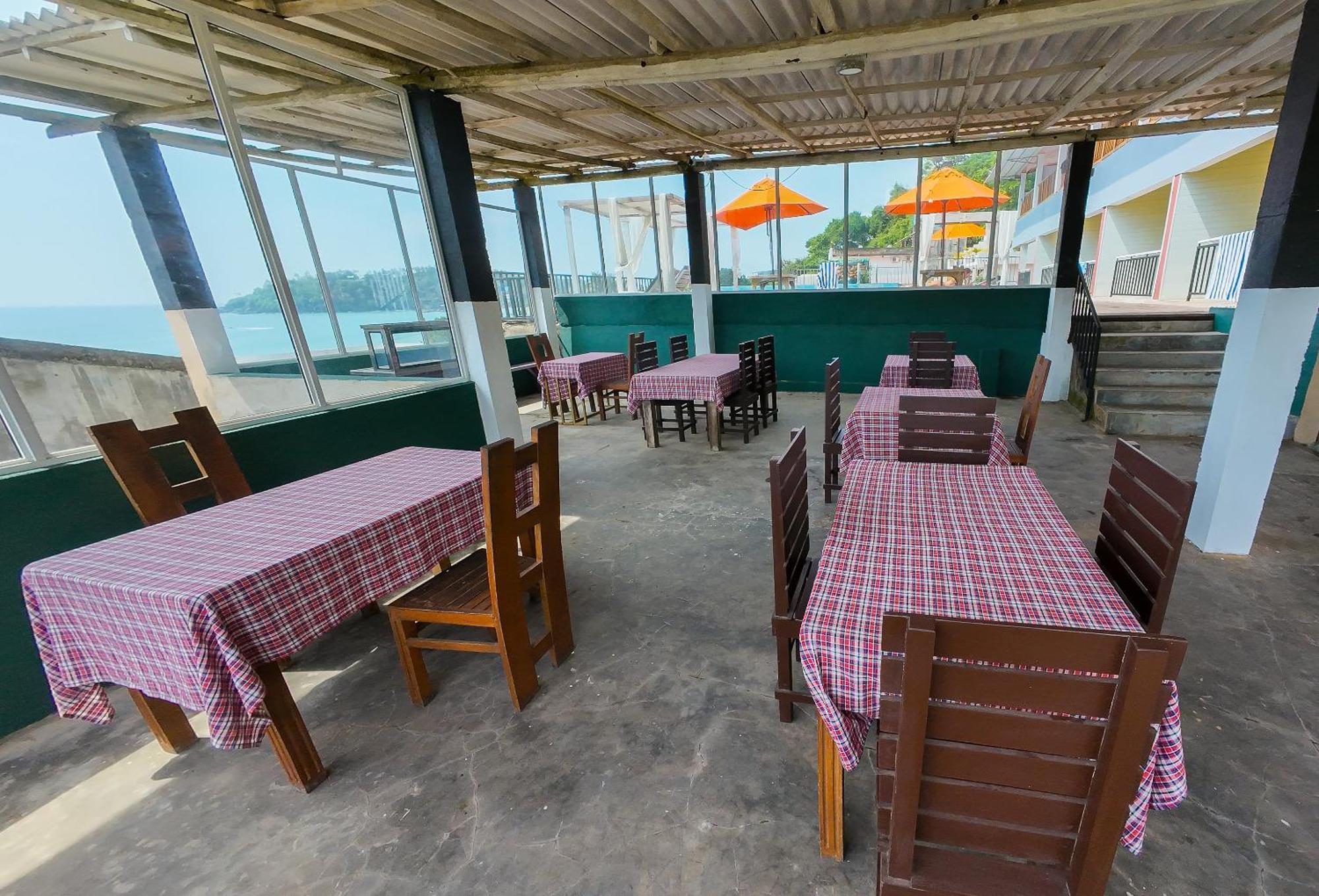One World Mirissa Hotel Exterior photo
