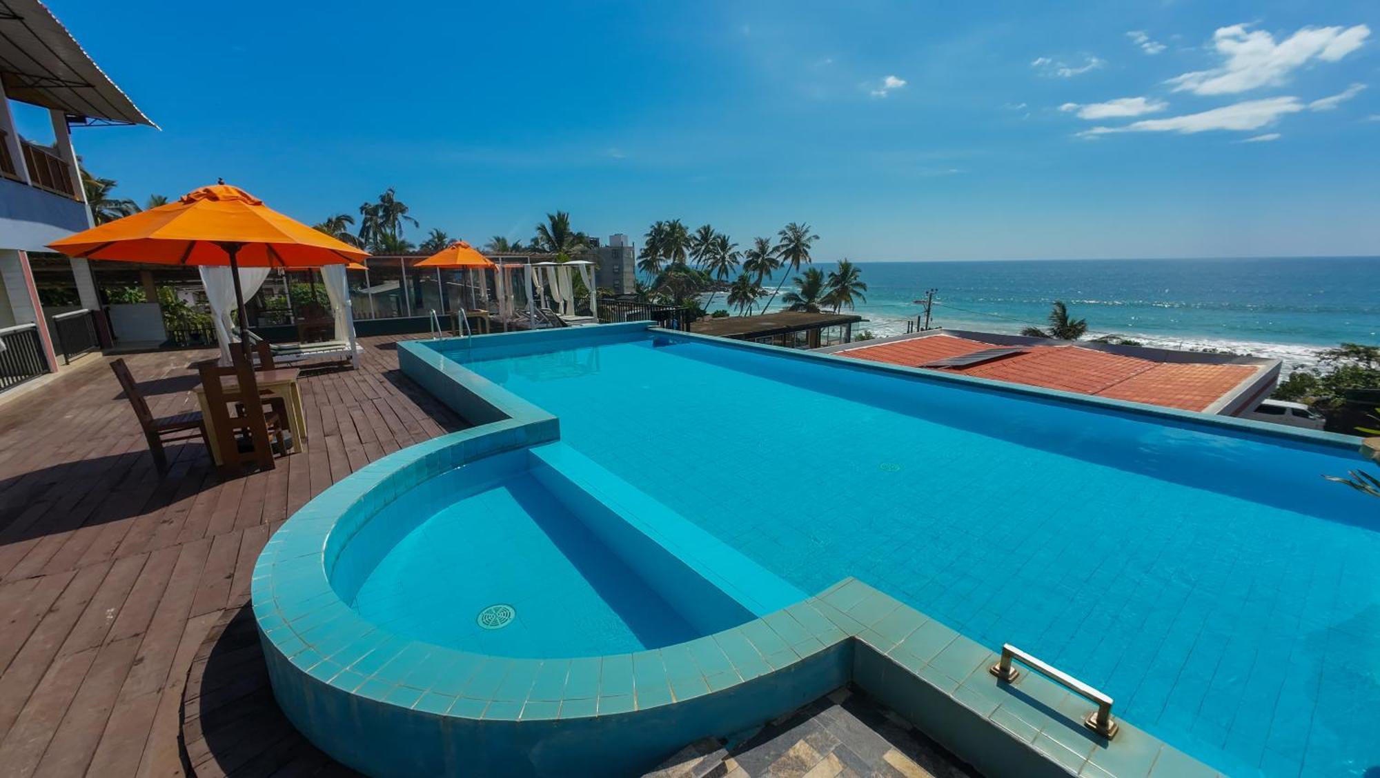 One World Mirissa Hotel Exterior photo